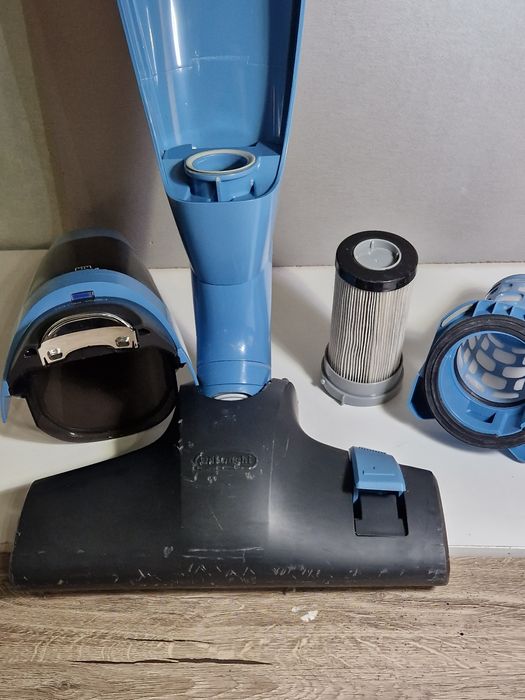 Прахосмукачка De Longhi XL135.21