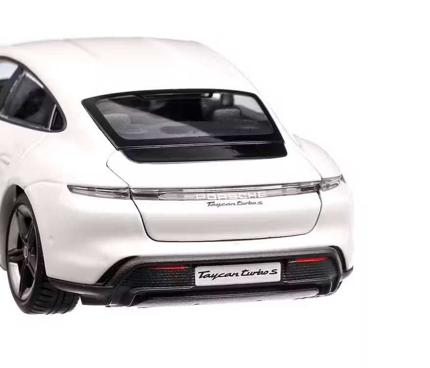 Macheta Auto Welly scara 1:24 Porsche Taycan Turbo S 2020