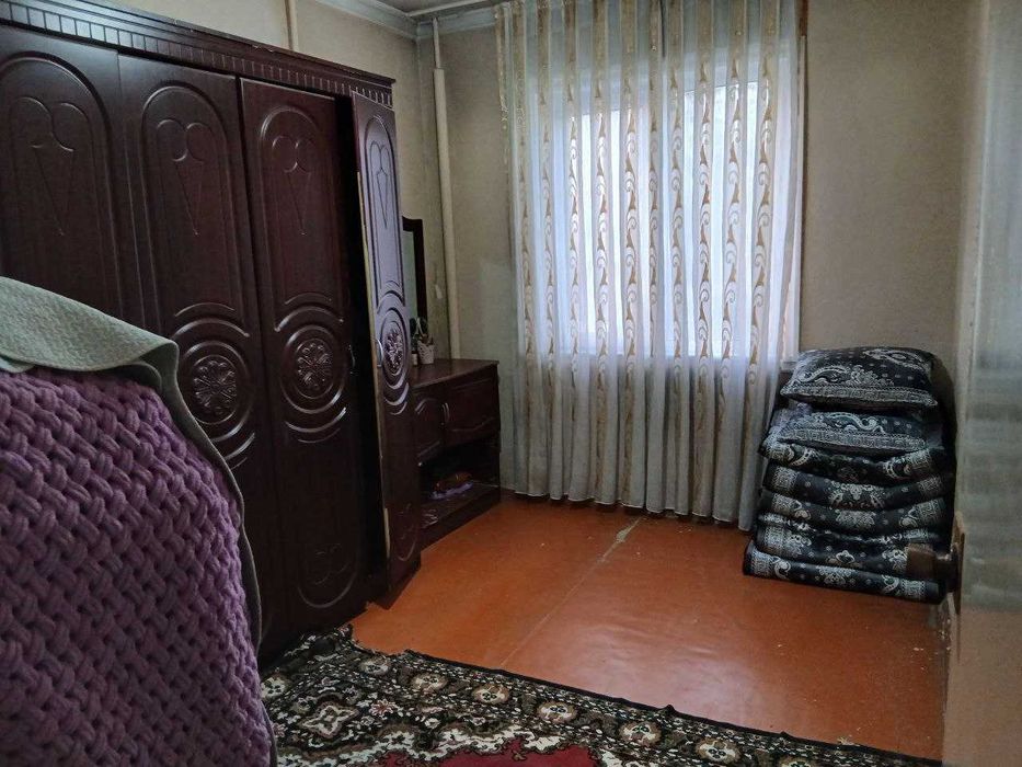 Продам две двухкомнатные квартиры на одной площадке.