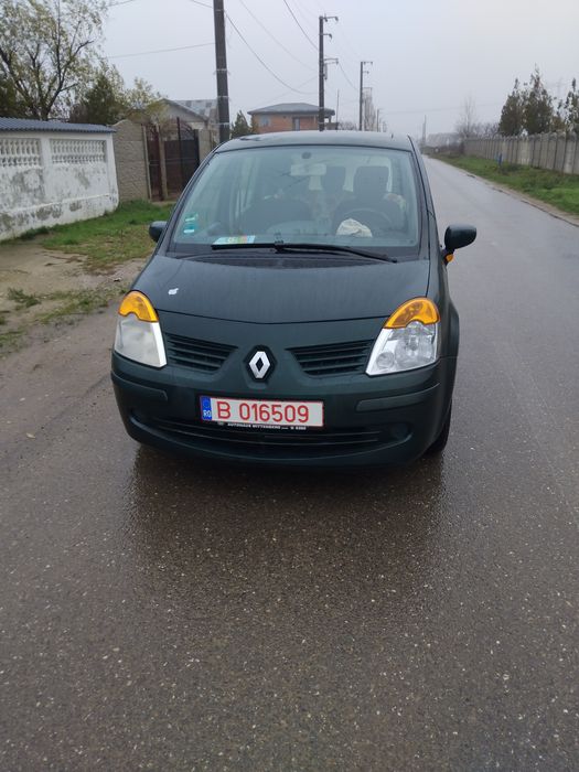 Vând Renault modus