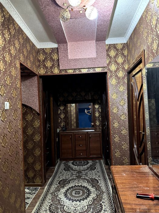 3 хонали уй , гул бозор