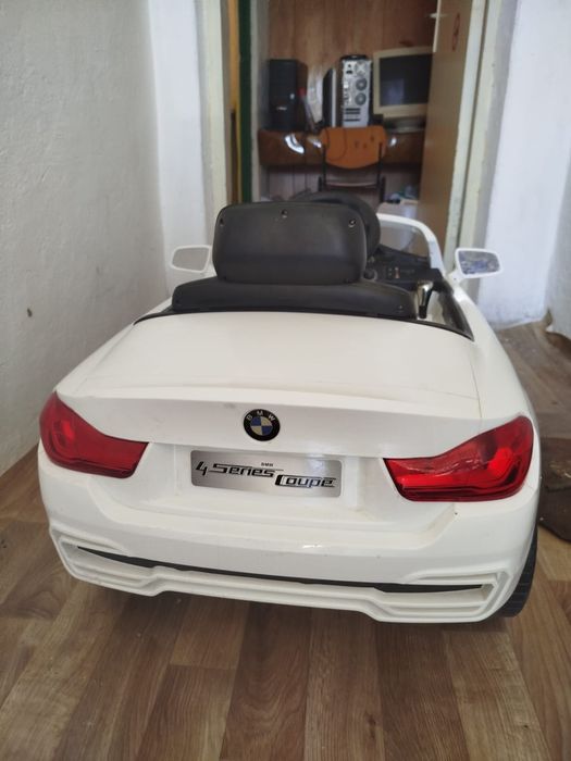 Masinuta electrica copii