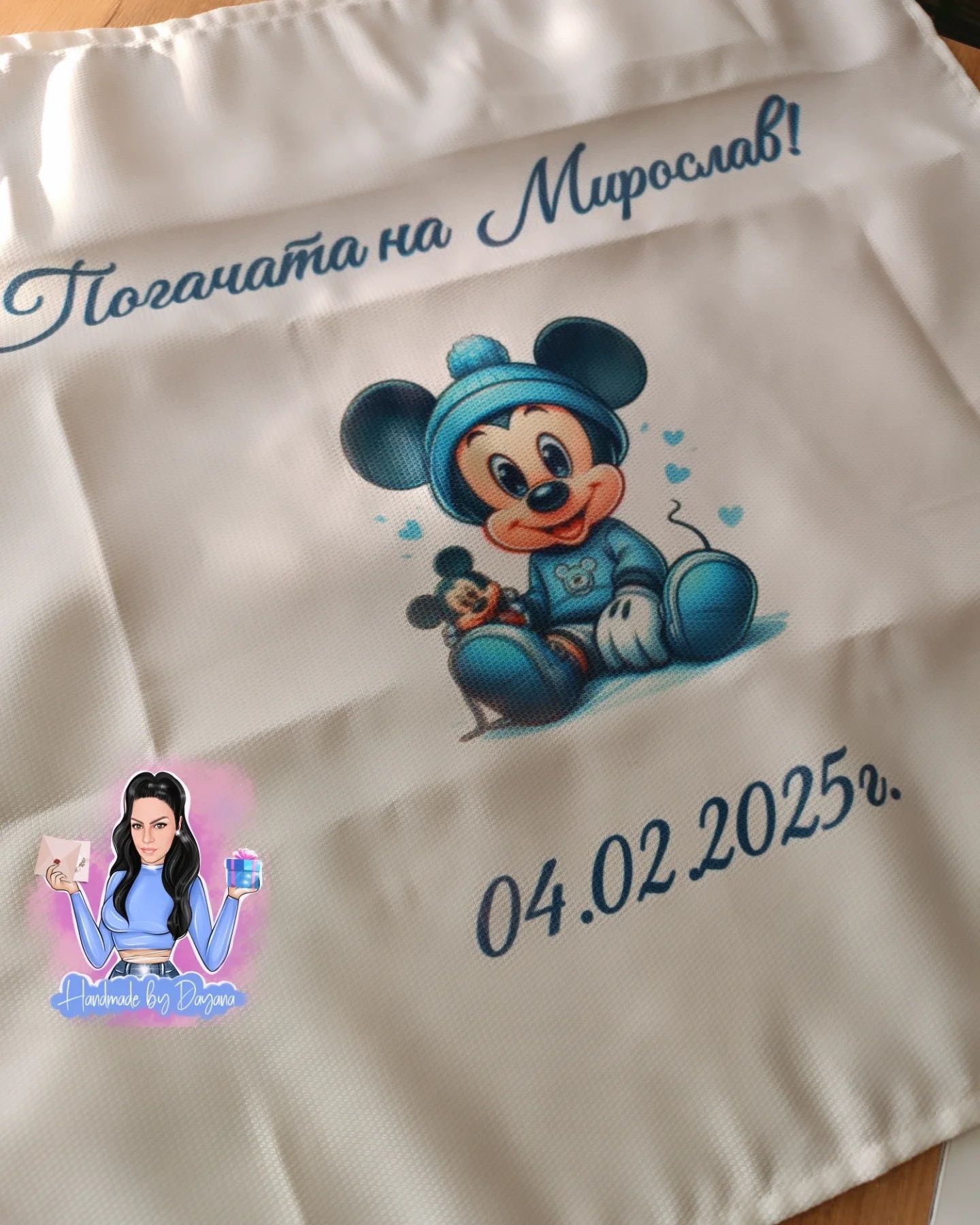 Украса за бебешка погача