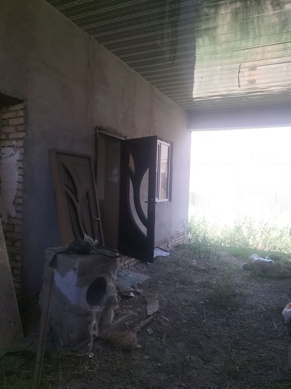 Ховли сотилади срочно