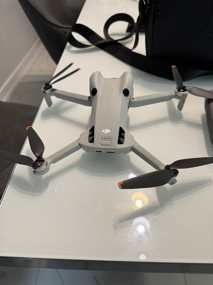 Дрон DJI Mini 4 Pro Fly more combo RC2 в гаранция