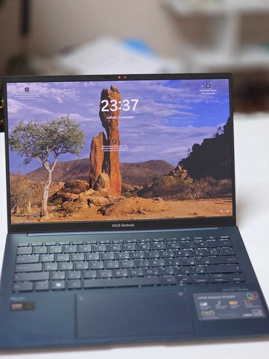 ASUS ZenBook 14 UX3405MA