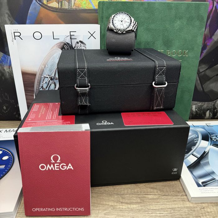 Ceas Omega Speedmaster Sapphire 2025 | 8000 Euro | 310.30.42.50.04.001