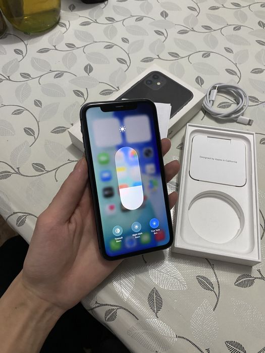 Продам Айфон 11 128gb 72%