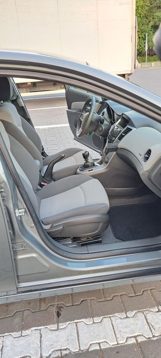 Chevrolet Cruze 1.6 LS 2010 - de vanzare