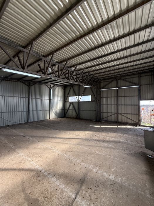 Vând / inchiriez / schimb, hala tablă 100 mp & teren 300 mp