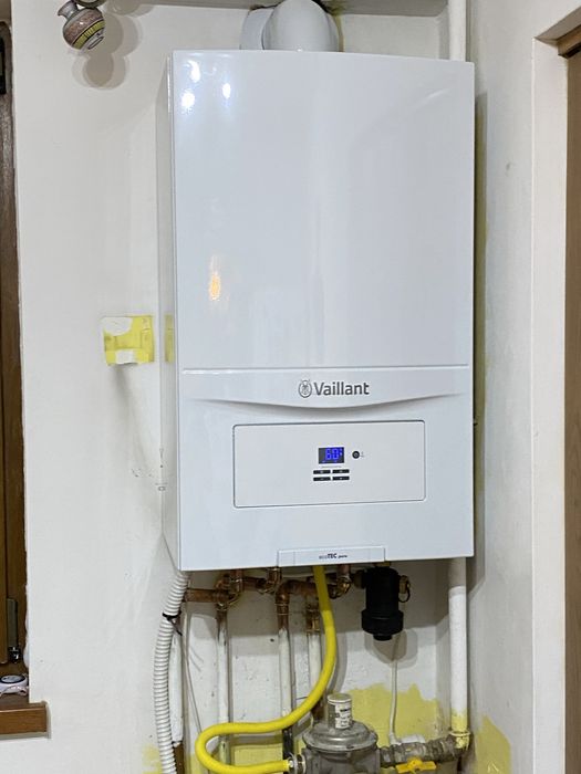 Firma instalati sanitare si climatizare si electric