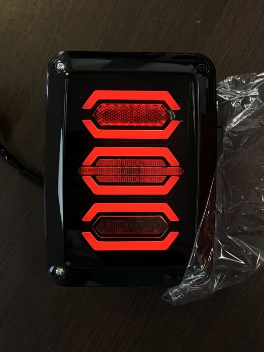 Европейски LED стопове за Jeep Wrangler JK