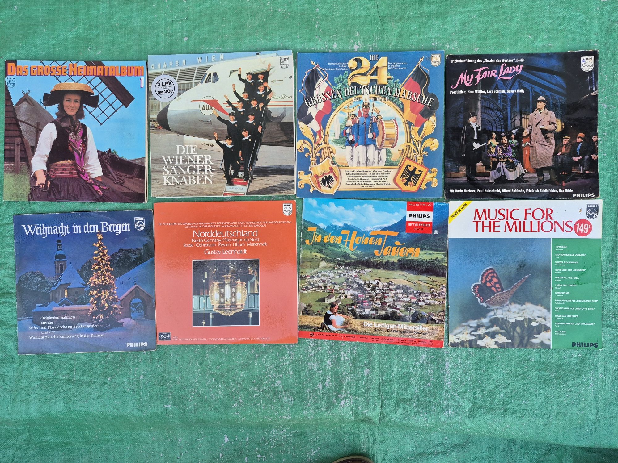 Lot Discuri Vinil colectie 64 in stare buna cu muzica clasică 
- Tot