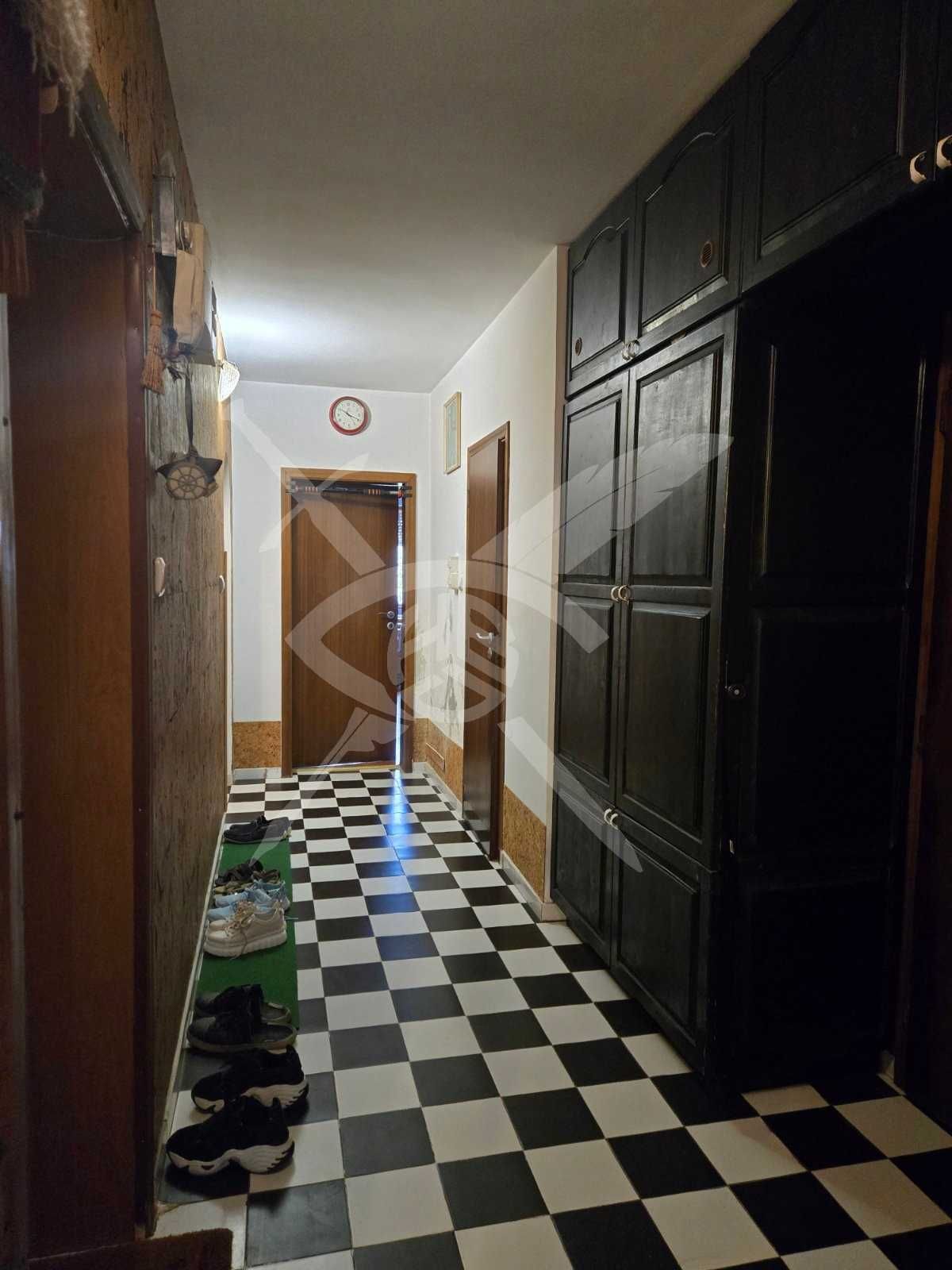 Луксозен многостаен апартамент  77072