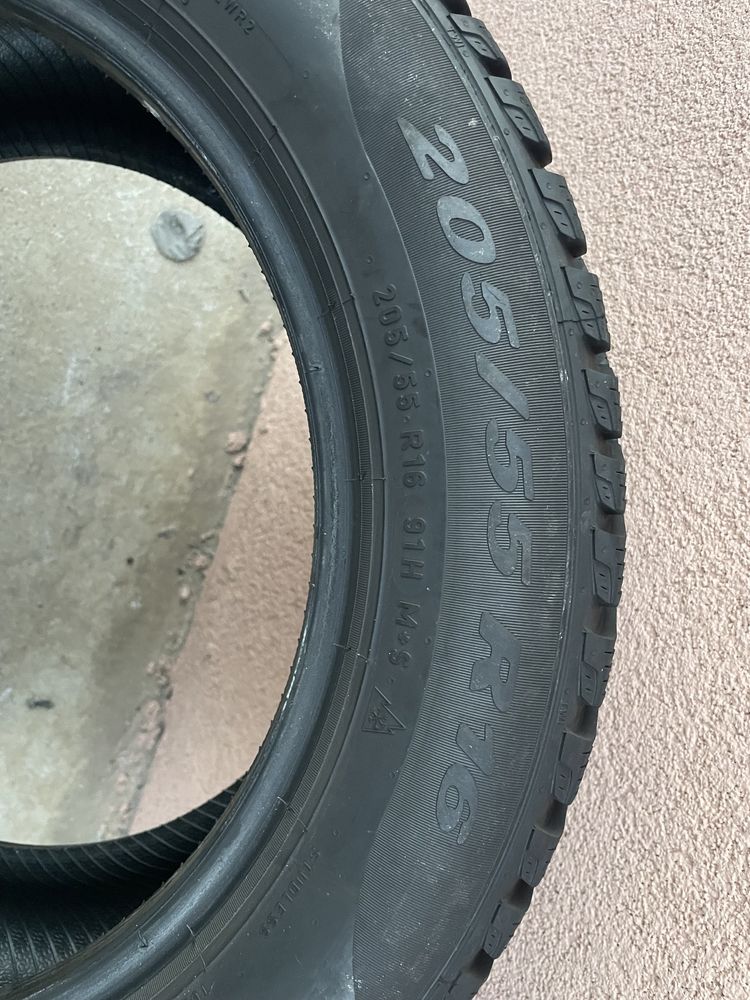 2бр.всесезонни гуми 205/55/R16/Pirelli Winter Cinturato/dot2821