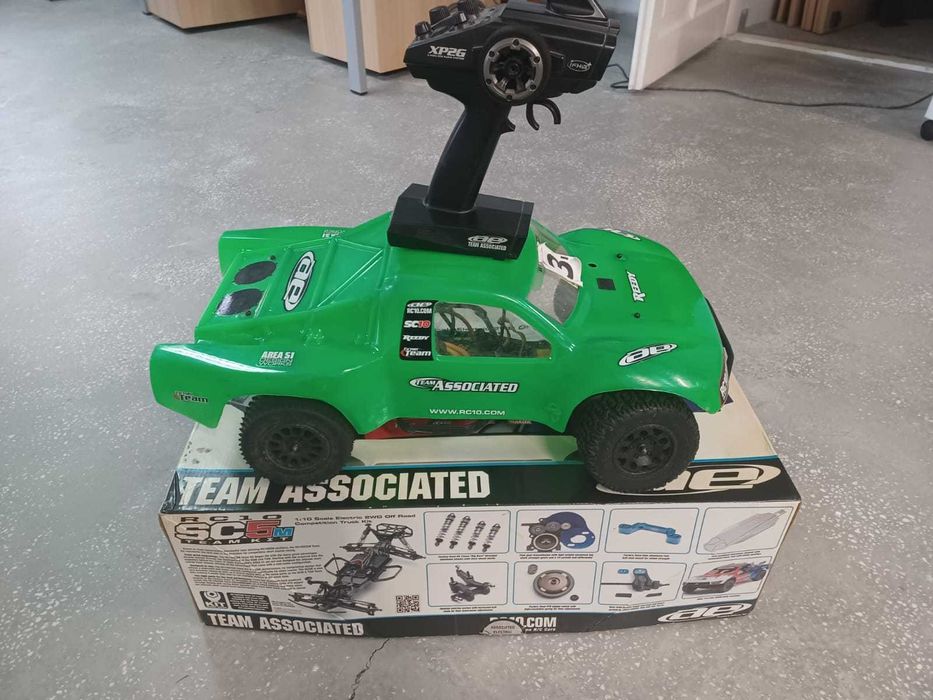Automodel TEAM ASSOCIATED SC 5M Short Course.