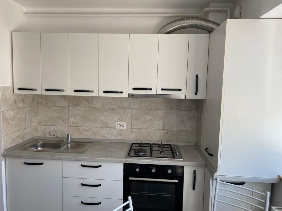 Apartament de închiriat cu loc de parcare