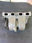 Vând galerie admisie Opel Astra h 1.6 benzina  cod  motor Z16Xep