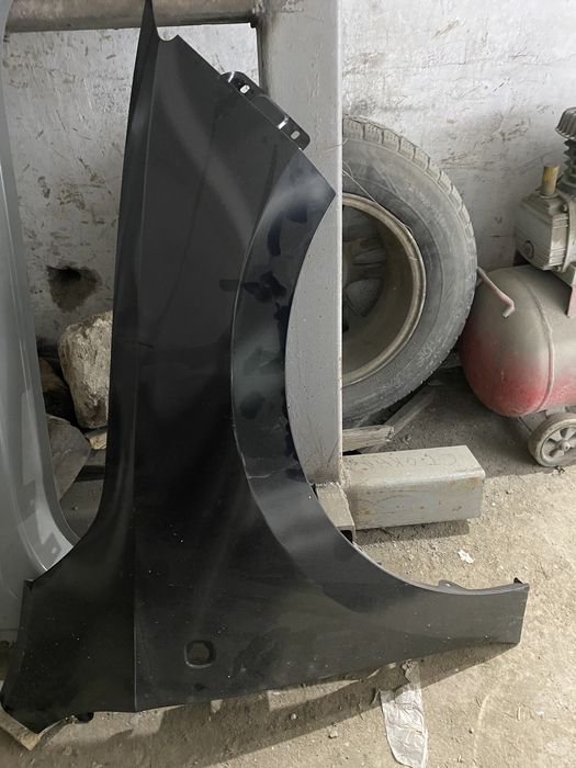 Крыло переднее правое шкода рапид 2014год