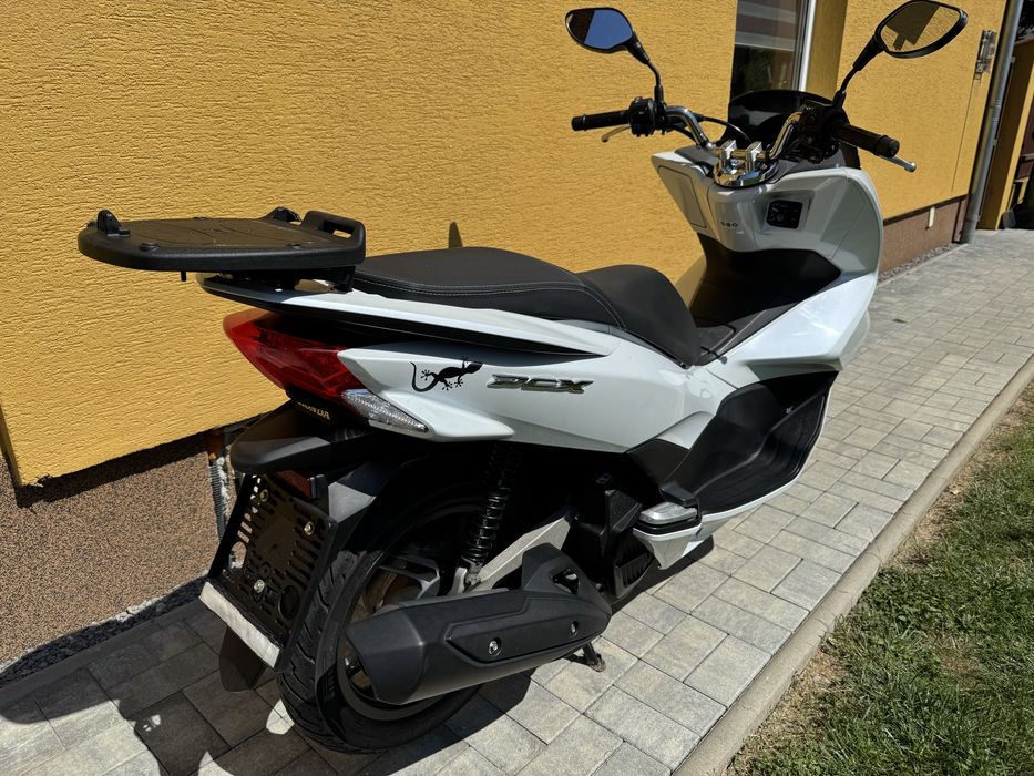 Honda PCX 125 faruri LED