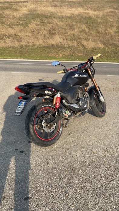 Vând keeway rkv 125