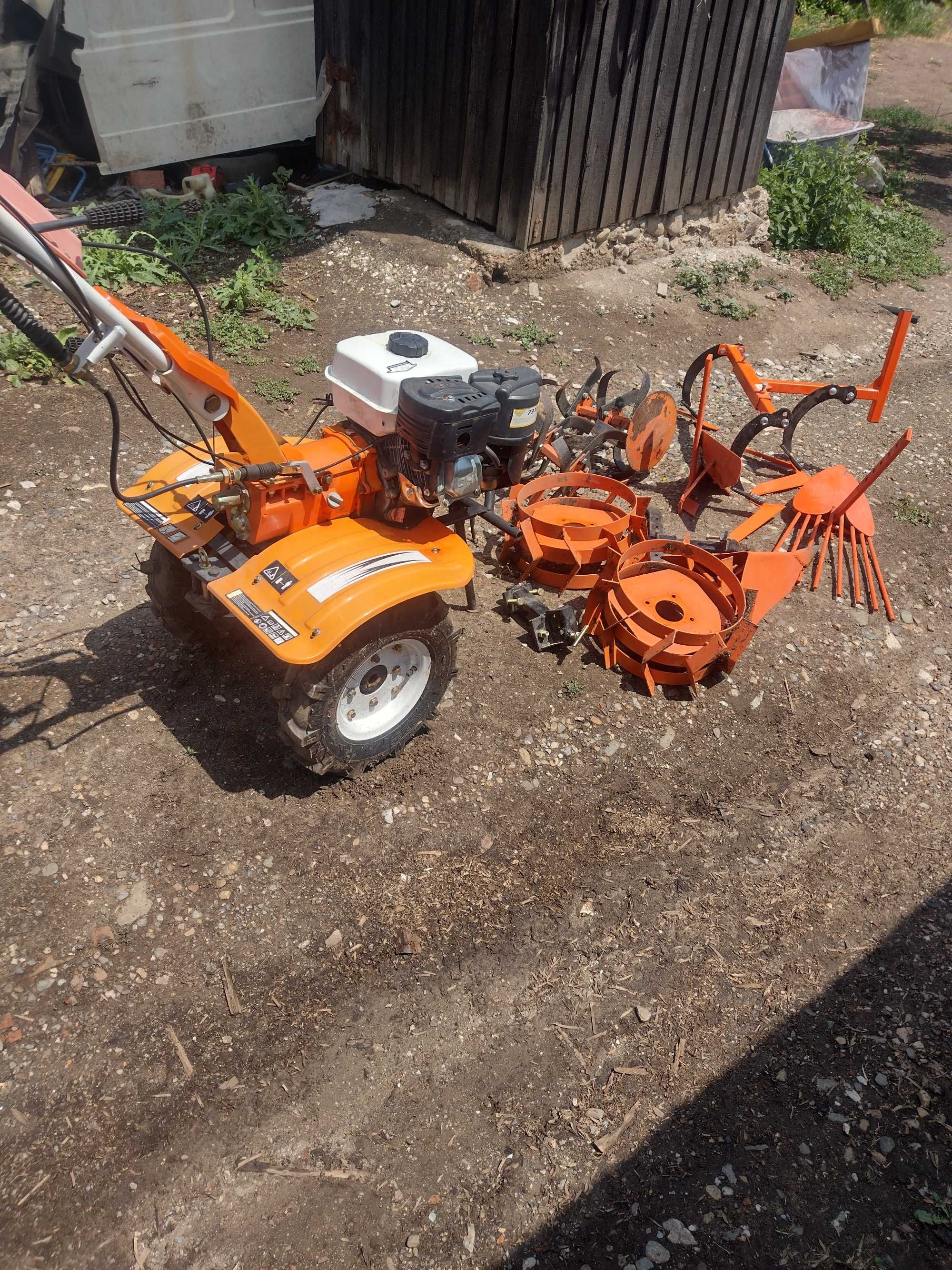 Vind motocultor ruris