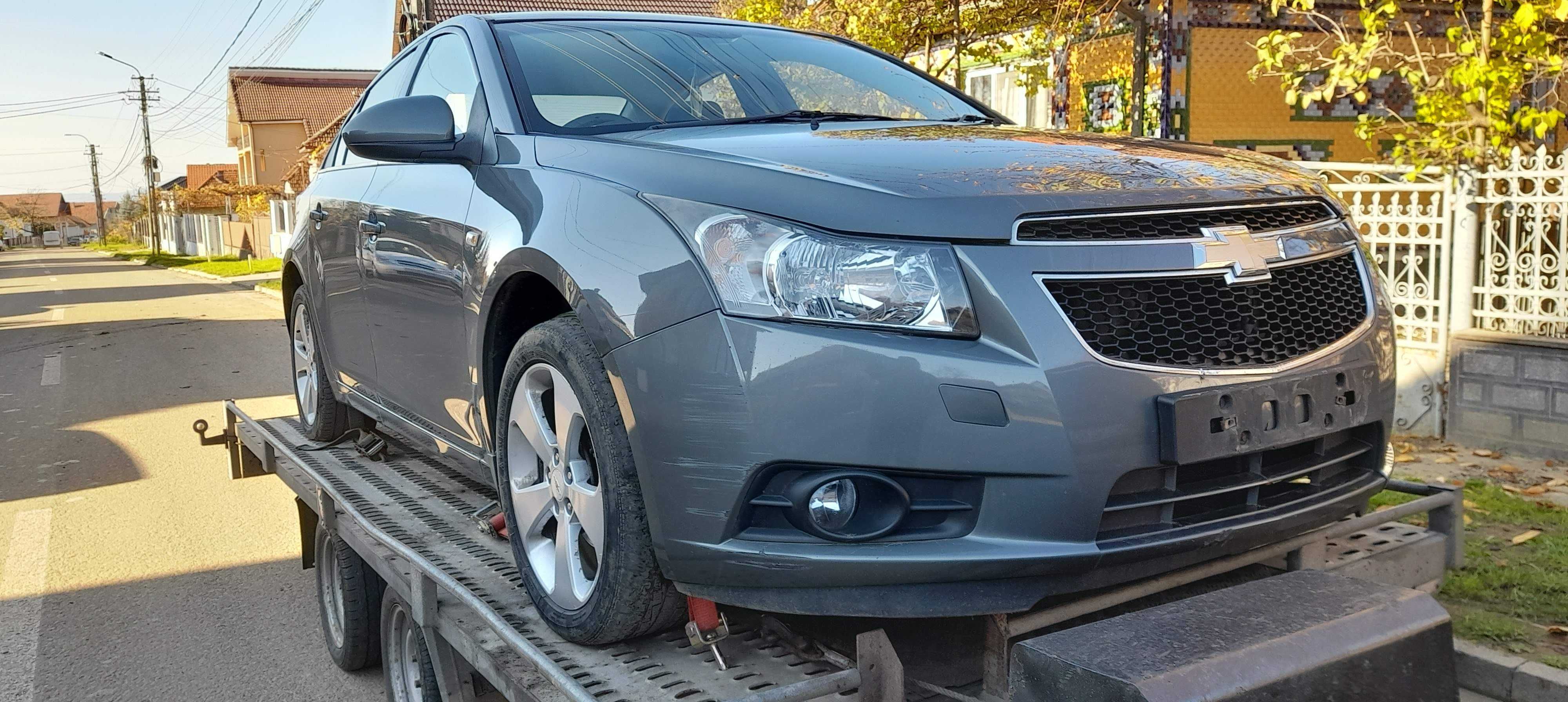 Dezmembrez  Chevrolet Cruze motor 1.6 si 1.8  benzina