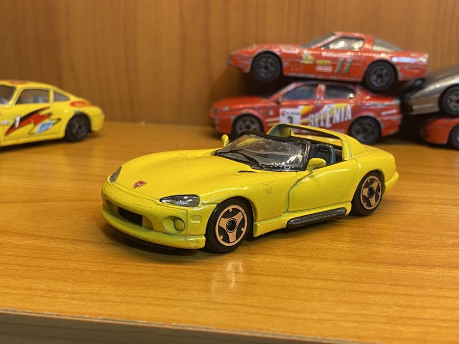 Метални колички Burago Italia