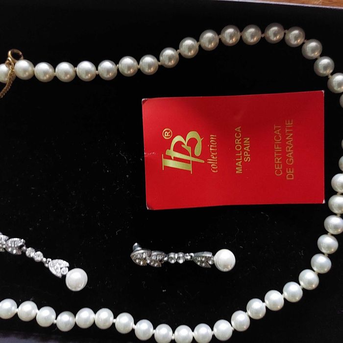 Комплект колие с обеци перли