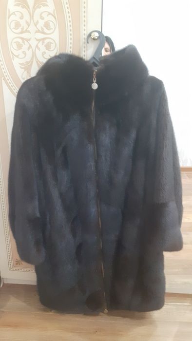 Продам норковую шубу