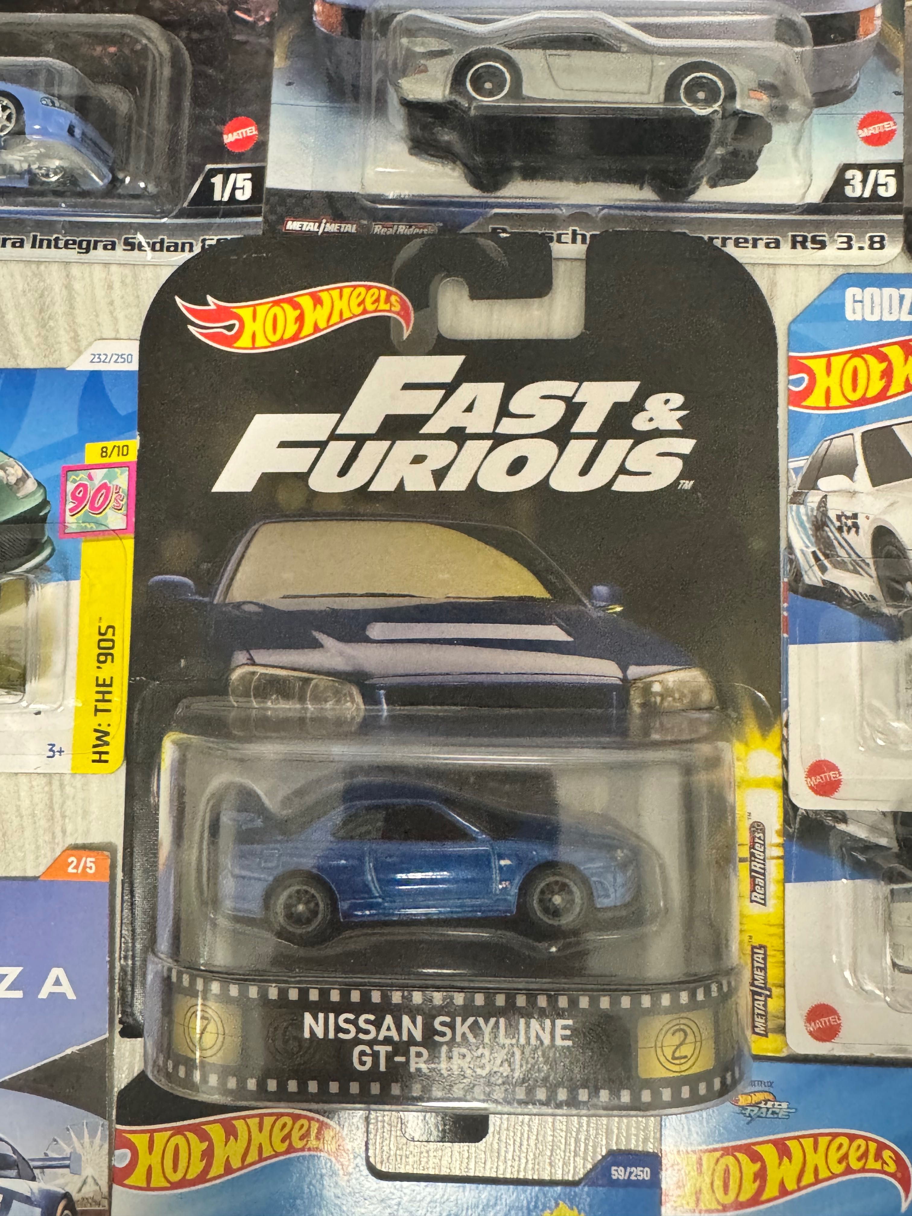 Колекция от hot wheels колички 1:64