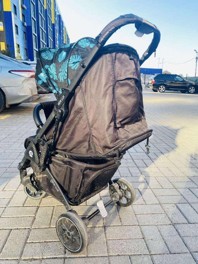 Коляска прогулочная New Lux почти новая Уральск
