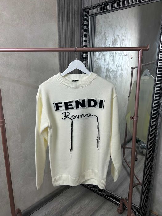 Мъжки блузи и суичери в бял цвят