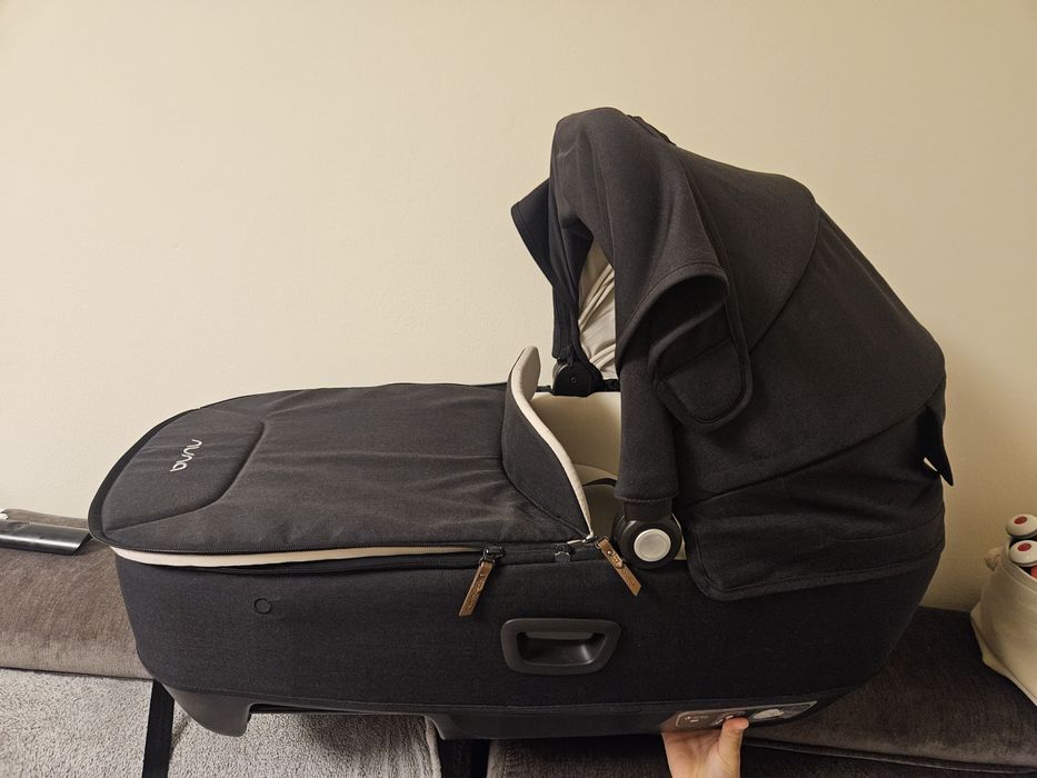 Vand landou model Nuna Pipa Lite