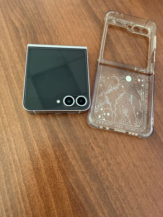 Андроид Самсунг флип 6