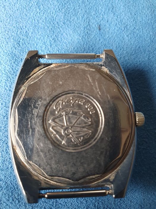 Часовници Enicar и Certina Avtomatic