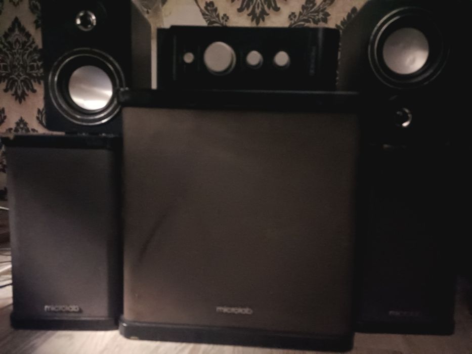 Саббуфер старенький