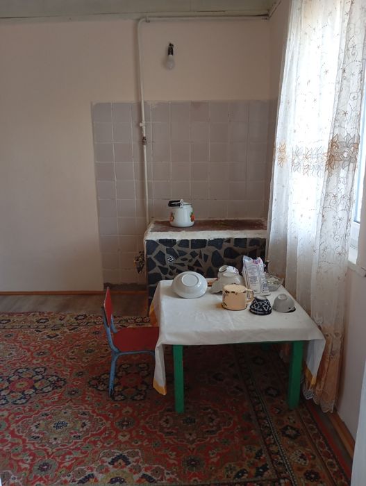 Ижарага кичик ховли уй