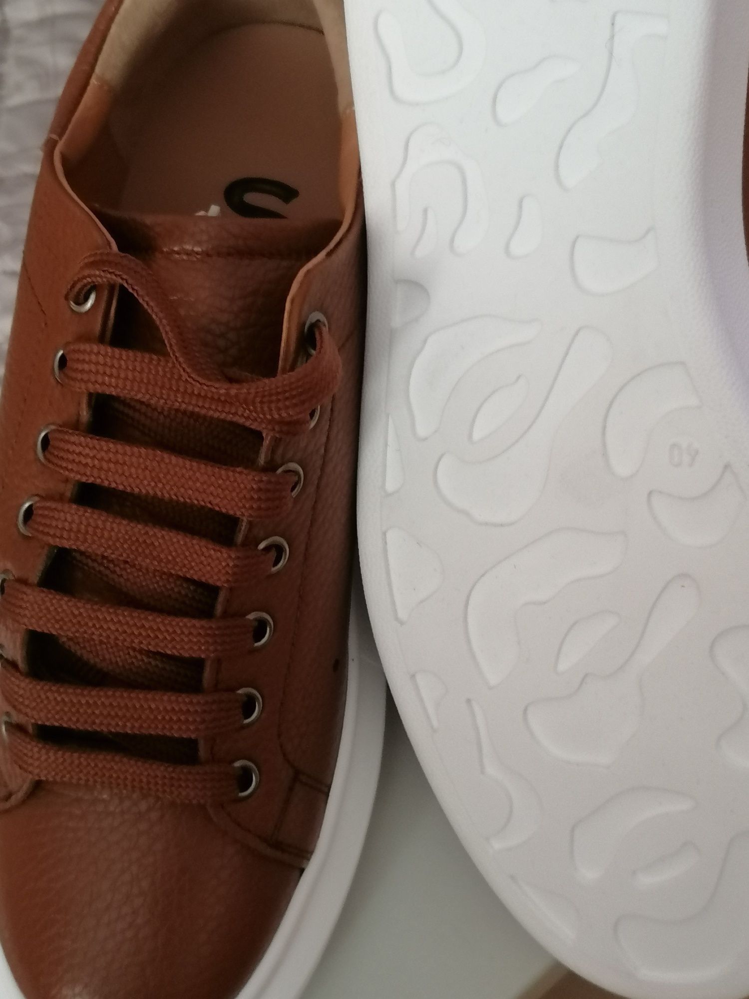 STRYKERS Adidas din piele