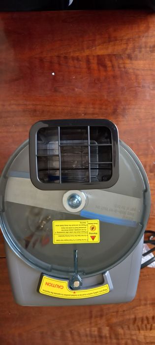 Зеленчукорезачка професионална робот