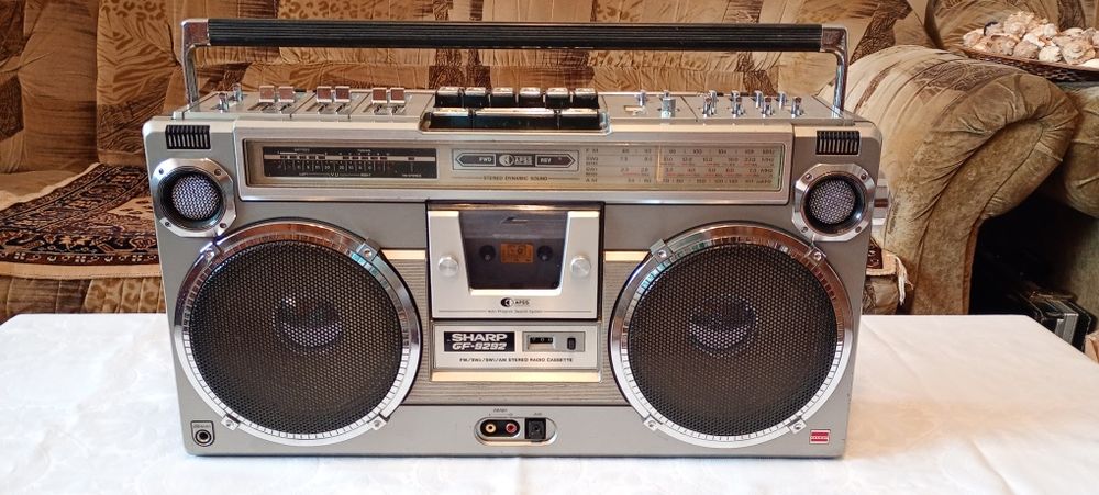 Radio-casetofon SHARP Gf-9292 X