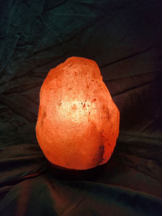 Lampa sare roz Himalaya