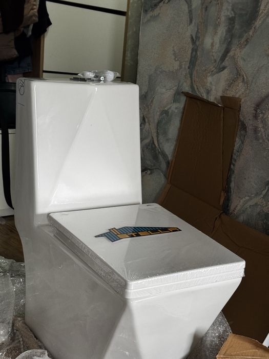 Продам унитаз новый