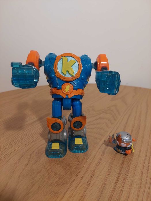 Robot SuperThings, Bunker si  un SuperZings