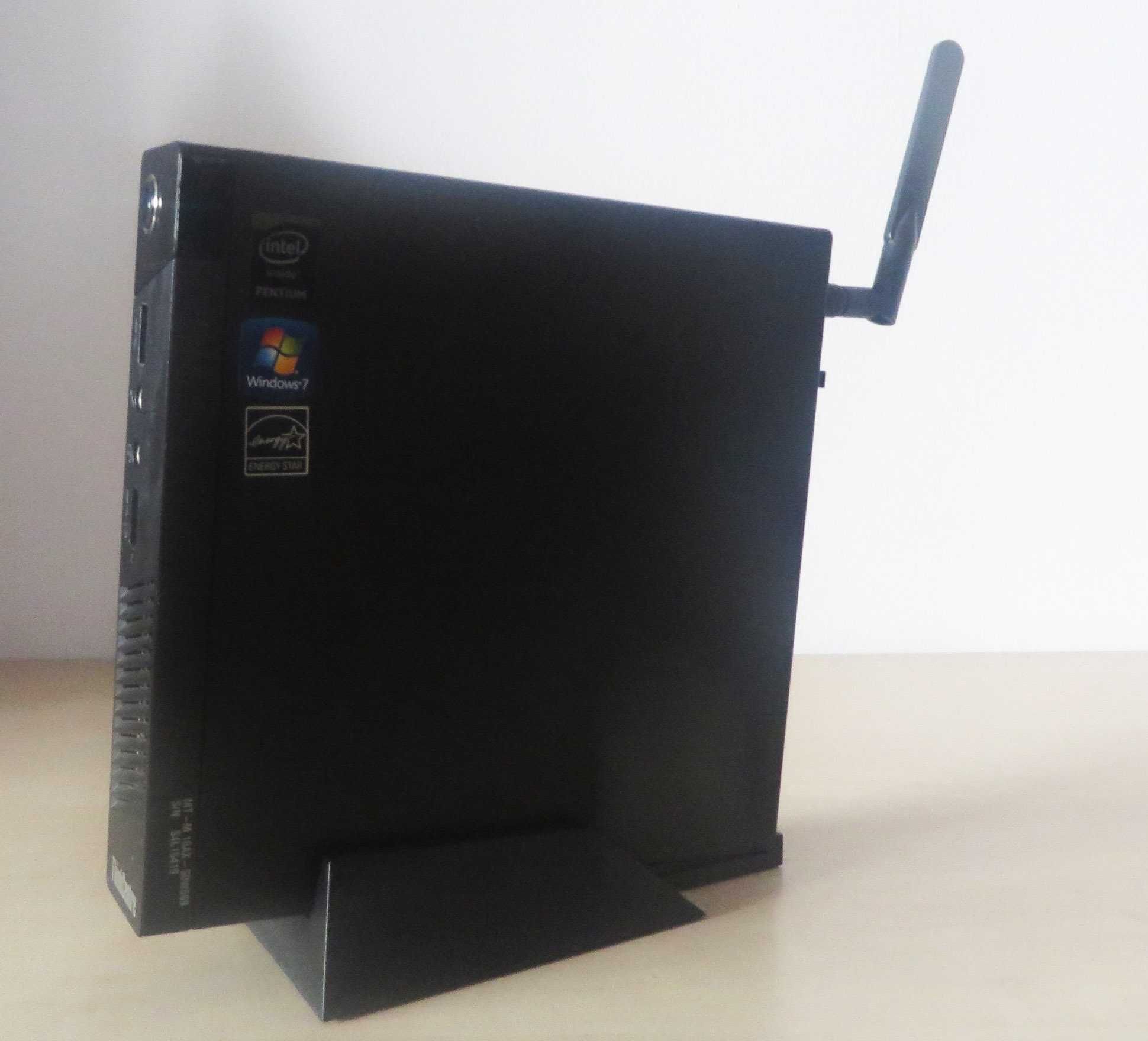 Calculator MiniPc Lenovo ThinkCentre M73 cu licente Windows 10, Office