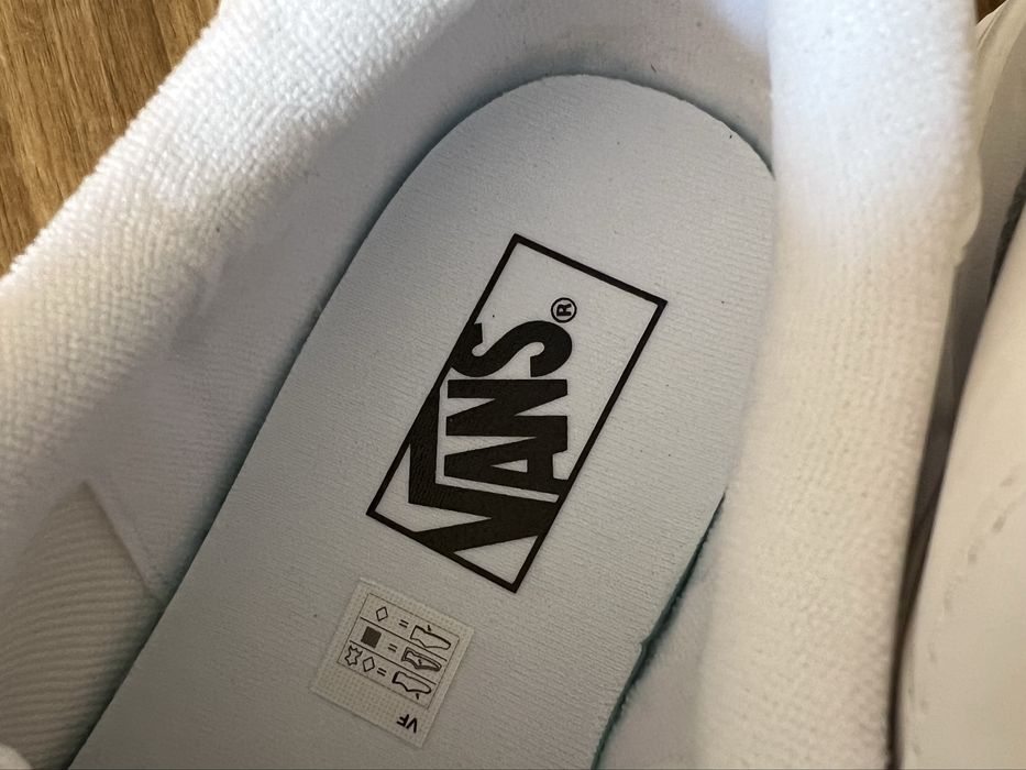 Adidasi Vans Hylane… marime 46