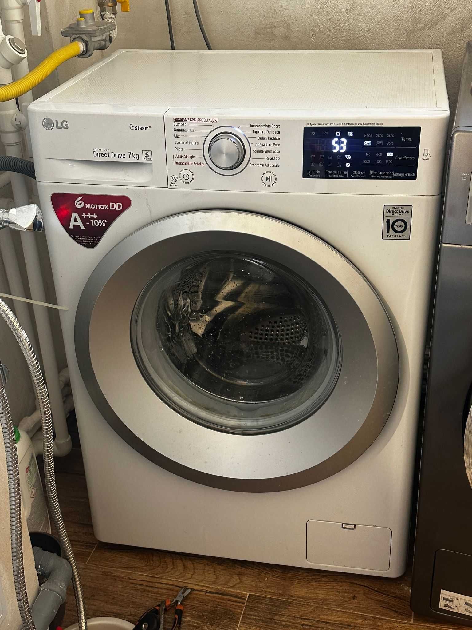 Reparatii  :frigidere ,mașini de spălat ,Aere conditionate orice tip !