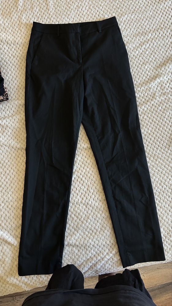 Черен панталон H&M