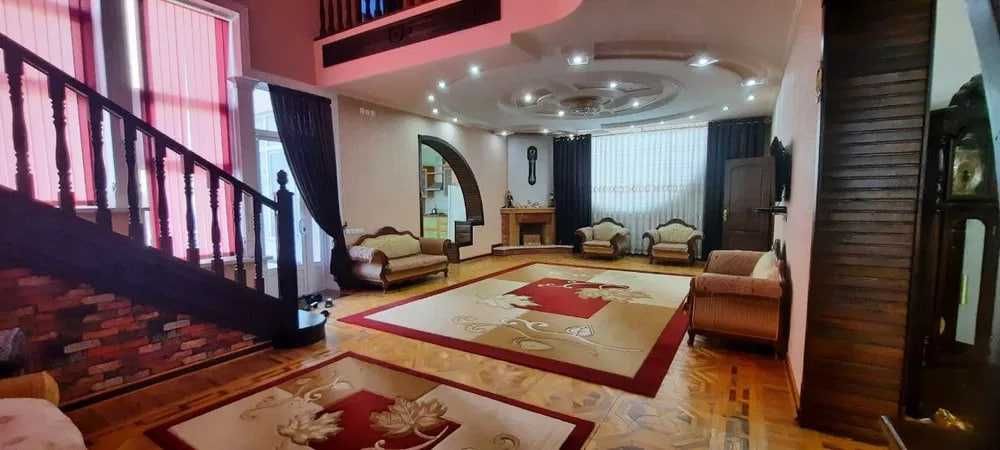 Карасув (Лисунова-2) | Яшнабад 8-комнат 9-соток 563 м2 [ДМ-020]