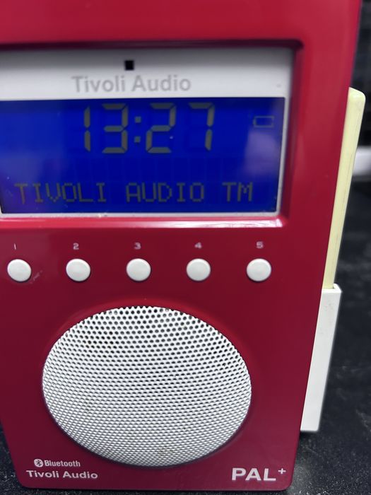 Vand  radio bluetooth Tivoli!